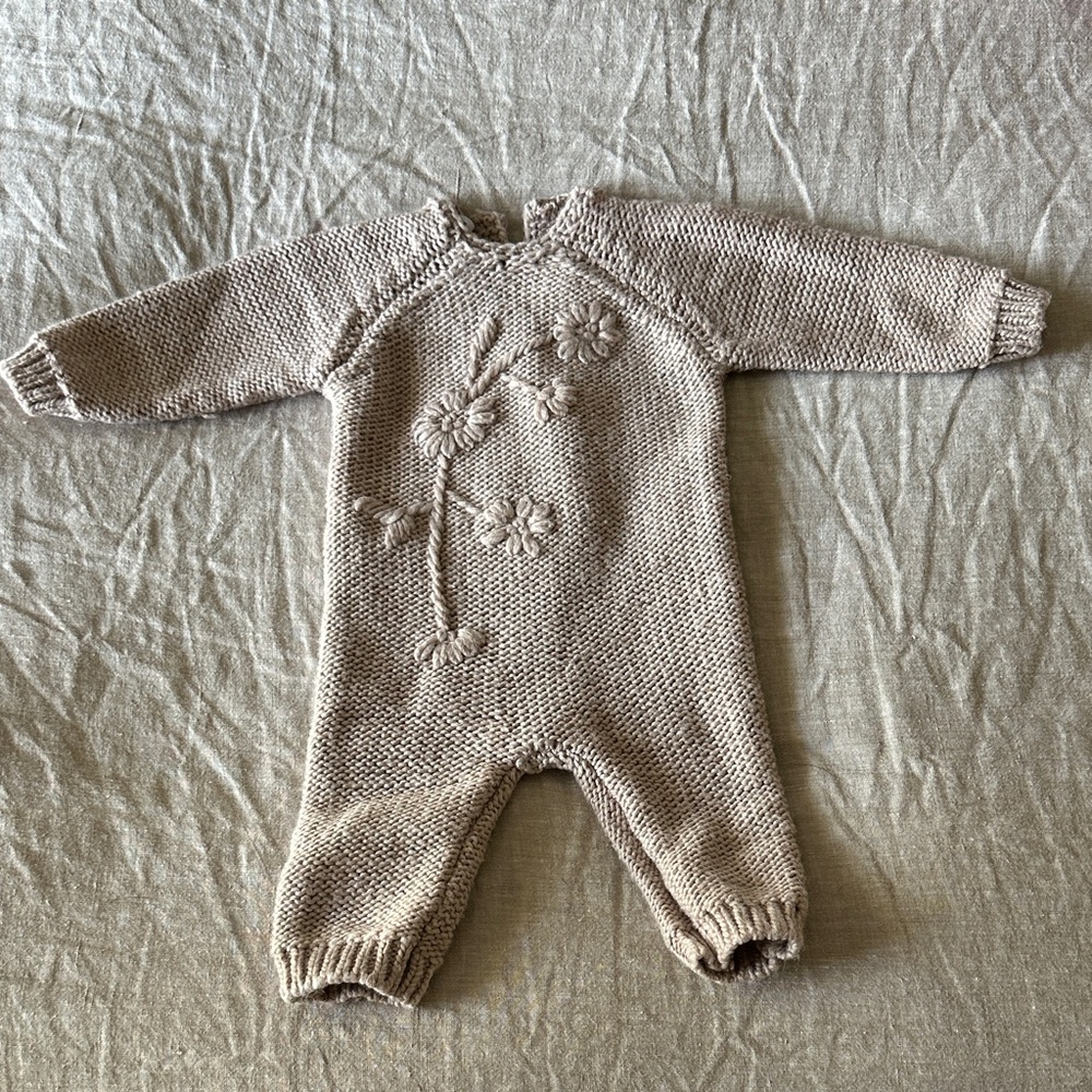 Zara Beige Floral Knit Kids Footie